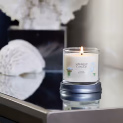 Yankee Candle Clean Cotton Scented  Signature 4.3oz Small Tumbler Single Wick Candle  Over 20 Hours of Burn Time