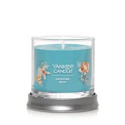 Yankee Candle Catching Rays Scented  Signature 4.3oz Small Tumbler Single Wick Candle  Over 20 Hours of Burn Time