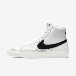 Nike CZ1055-100 athletic shoes Female