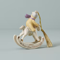 Lenox 894449 2023 Babys 1st Christmas Winnie The Pooh Ornament