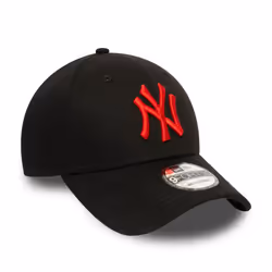 New Era League Essential 9Forty Cap ~ New York Yankees red