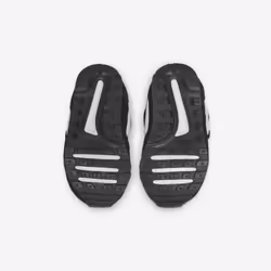 Nike CN8560-002 athletic shoes