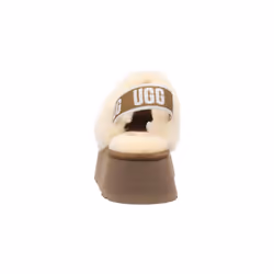 UGG Women's Funkette Slipper  Chestnut  08