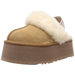UGG Women's Funkette Slipper  Chestnut  09