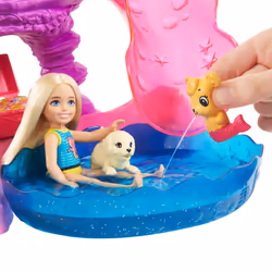 Barbie Dreamtopia Chelsea Water Lagoon Playset with Chelsea Doll (6 in Blonde)  2 Pets  Slide  Pool & Swing  Gift for 3 to 7 Year Olds