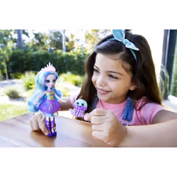 Royal Enchantimals OCEAN KINGDOM JELANIE JELLYFISH & STINGLEY Doll