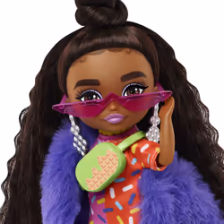 Barbie Extra Minis Doll - Additional view 5