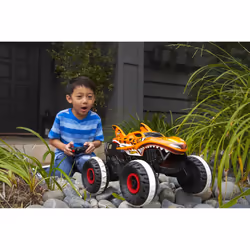 Hot Wheels Monster Trucks , Remote Control Car, 1:15 Scale Tiger Shark RC with All-Terrain Wheels - Additional view 5