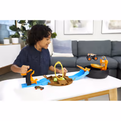 Hot Wheels Monster Trucks Stunt Tire Playset, Gift for Kids 4 to 8 Years Old