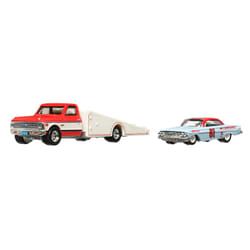Hot Wheels Car Culture: Team Transport '72 Chevy Ramp Truck & '61 Impala