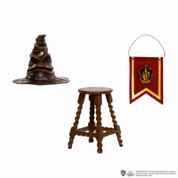 Harry Potter with The Sorting Hat - Additional view 4