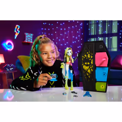 Monster High Skulltimate Secrets Neon Frights Frankie Stein Doll - Additional view 6