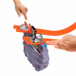 Hot Wheels Racer Verse RACERVERSE Grogu's Great Race Track Set