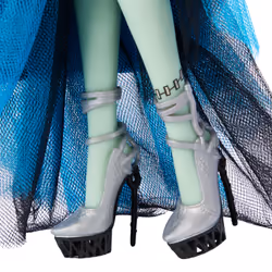 Monster High Stitched in Style Frankie Stein
