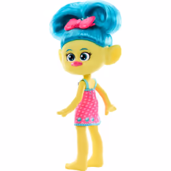Mattel DreamWorks Trolls Band Together Trendsettin Fashion Doll  Smidge with Vibrant Hair & Accessory  Toys Inspired by the Movie