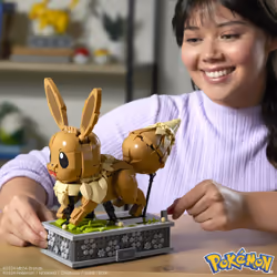 MEGA Pokémon Showcase Motion Eevee - Additional view 8