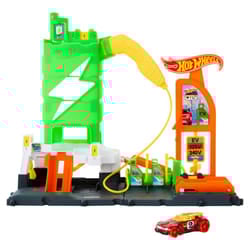 Hot Wheels City Super Recharge Fuel Station with 1:64 Scale Toy Car