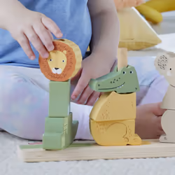 Fisher-Price Wooden Stack & Sort Animals - Additional view 8