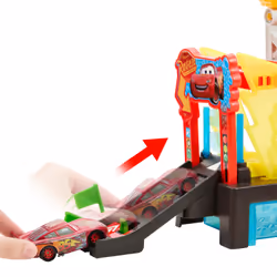 Disney Pixar Cars Disney and Pixar Cars Color Changers Race Ready Car Wash Playset & Color Changing Lightning McQueen
