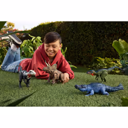 Jurassic World Rebirth Gigantic Thrashers Tyrannotitian Dinosaur Figure Toy, Tail Activated Attack