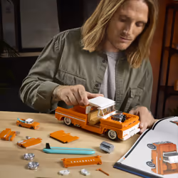 Mattel Brick Shop Hot Wheels Custom ’62 Chevy Pickup Building Toy Kit (858 Pieces), for Collectors