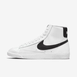 Nike DO1344-101 athletic shoes Female