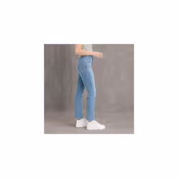 Levi's Women's 724 High Rise Straight Jeans  Slate Reveal Waterless  24 Regular
