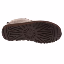 UGG Women's Refelt Neumel Boot  Chestnut  5