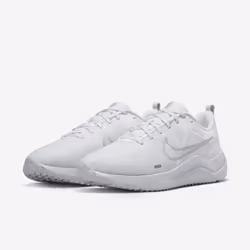 Nike DD9294-100 athletic shoes Female - Additional view 5