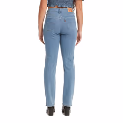 Levi's Women's Classic Straight Jeans Standard and Plus  New Lapis Topic-Medium Indigo  6 Regular
