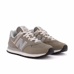New Balance Women's 574 Core Sneaker  Grey/White  12 Wide