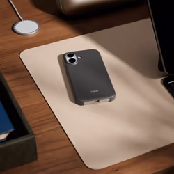 Apple Beats iPhone 17 Case with MagSafe and Camera Control — Granite Grey - Additional view 3
