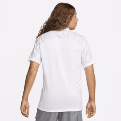 Nike DN0700-100