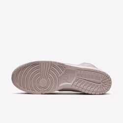 Nike DQ8799-100 athletic shoes Male