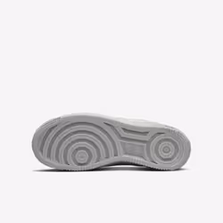 Nike DX3067-100 athletic shoes