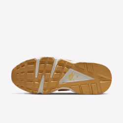 Nike DX2674-100 athletic shoes Female