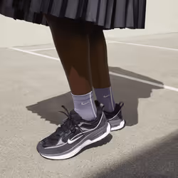 Nike DZ6754-002 athletic shoes Female