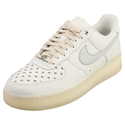 Nike Air Force 1 07 Womens Fashion Trainers in Summit White Platinum - 7