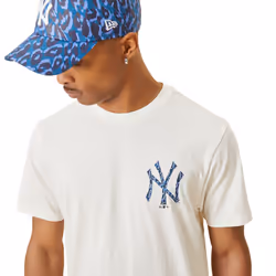 New Era Men's  MLB Left Chest Infill T-Shirt ~ "New York Yankees" cream - L