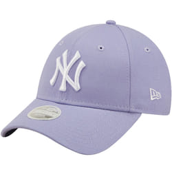 New Era Womens New York Yankees League Essentials 9FORTY Baseball Cap - Purple