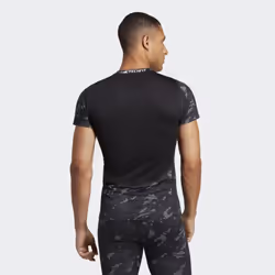 adidas Men's Techfit T-Shirt  Black/Print  Large