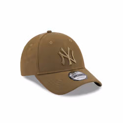 New Era Mens MLB Adjustable 9Forty Quilted Cap ~ New York Yankees olive