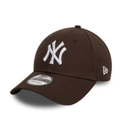 New Era 9Forty Strapback Cap - New York Yankees Brown