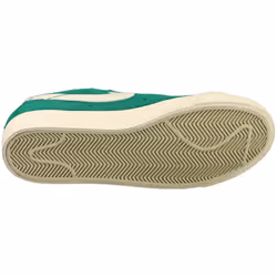 Nike Blazer Low 77 Womens Fashion Trainers in Green White - 6.5
