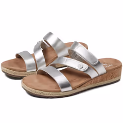 SKECHERS Women's Martha Stewart BREEZIE-Shiny Luster Wedge Sandal  Sil