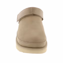 UGG Women's GOLDENSTAR Clog  Sand  5.5
