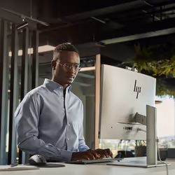 HP EliteOne 870 G9 Intel® Core™ i9 i9-14900 68.6 cm (27") 2560 x 1440 pixels Touchscreen All-in-One PC 64 GB DDR5-SDRAM 1 TB SSD Windows 11 Pro Wi-Fi 7 (802.11be) Silver - Additional view 5