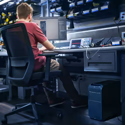 HP Z4 G5 Workstation PC Wolf Pro Security Edition, Intel Xeon W, W5-2545, 32 GB, DDR5-SDRAM, Windows 11 Pro
