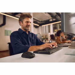 HP Multi-Device Dual-Mode Mouse and Keyboard Combo with Palm Rest 585C - Additional view 4