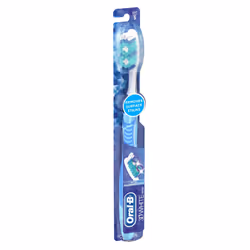 Oral-B Advantage 3D White Vivid Toothbrush Soft (Pack of 6) Packaging may Vary